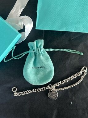 Tiffany & Co. Silver Heart Tag Bracelet with Tiffany Blue Pouch Accent